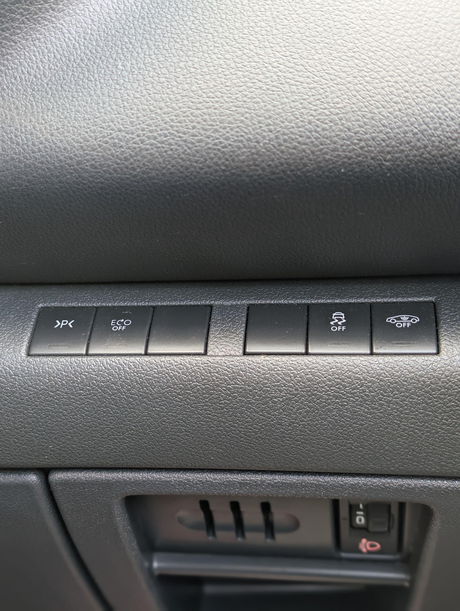 Used Peugeot 3008 2015 for sale - 77799440: Photo 22