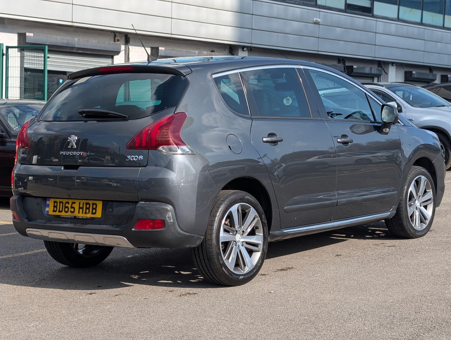 Used Peugeot 3008 2015 for sale - 77799440: Photo 8