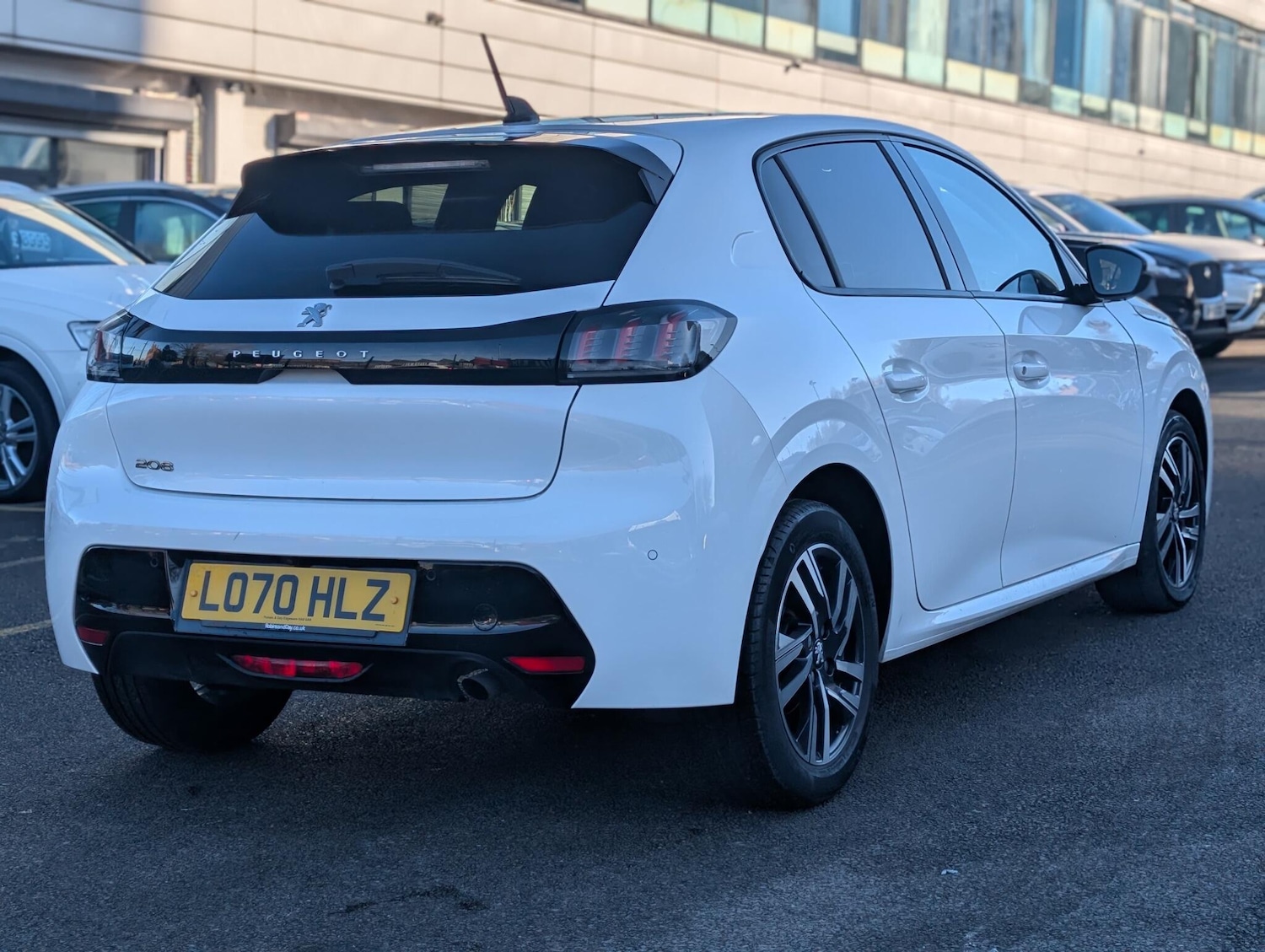 Used Peugeot 208 2021 for sale - 77559918: Photo 8