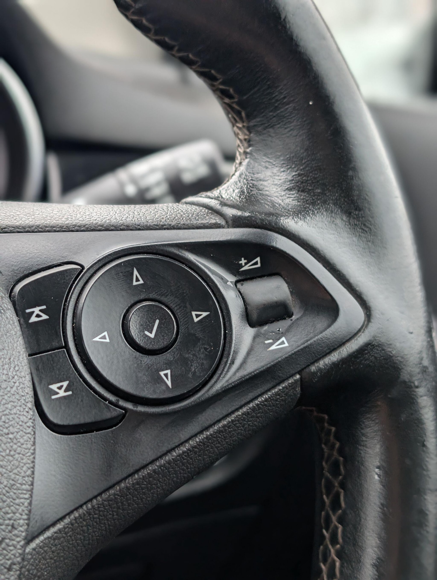 Used Vauxhall Astra for sale - 77696831: Photo 40