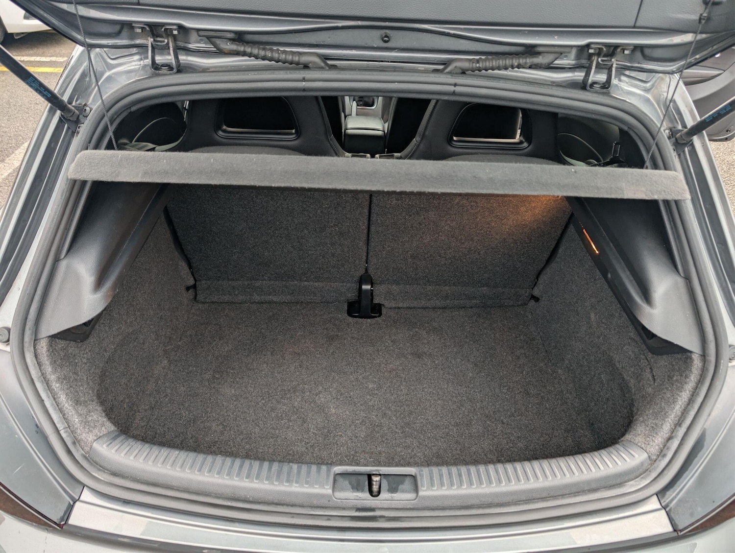 Used Volkswagen Scirocco for sale - 77559417: Photo 21