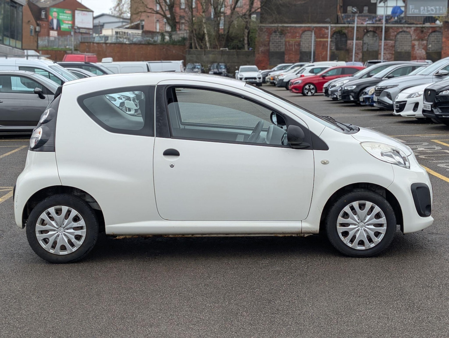Used Citroen C1 2013 for sale - 78058327: Photo 7