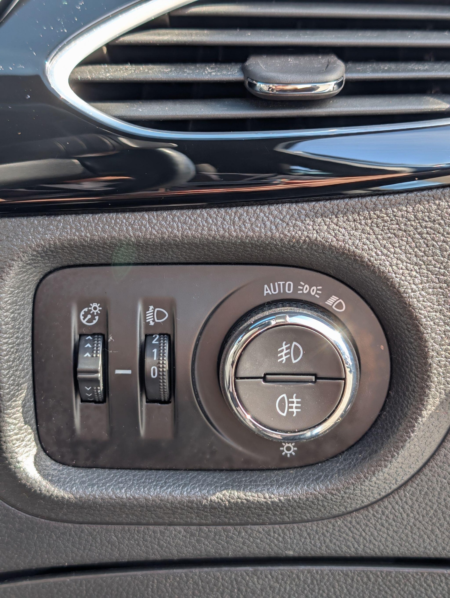 Used Vauxhall Astra 2016 for sale - 77925361: Photo 21