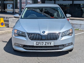 Used Skoda Superb 2017 for sale - 79471994: Photo