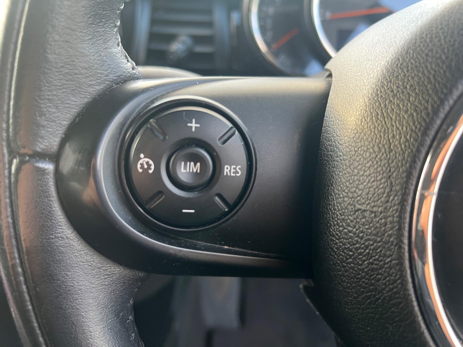 Used MINI Hatch 2015 for sale - 76801843: Photo 11