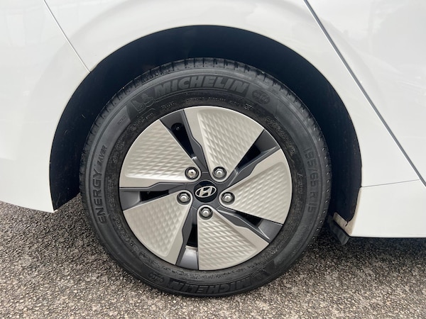 Used Hyundai IONIQ 2021 for sale - 76260105: Photo 33