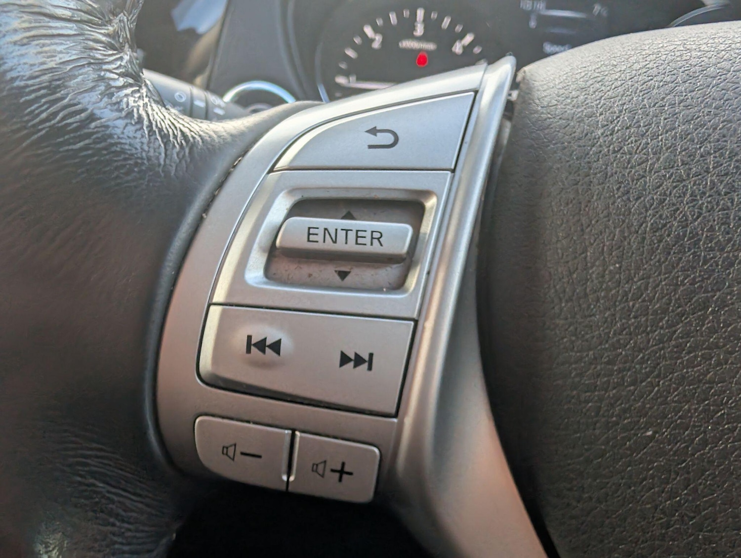 Used Nissan X-Trail 2017 for sale - 76899214: Photo 15