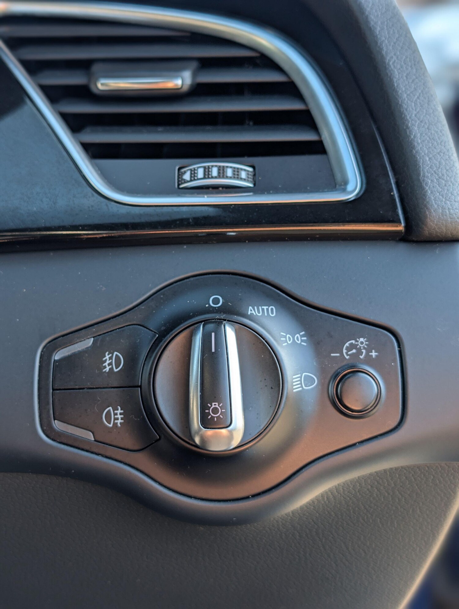 Used Audi A4 2014 for sale - 77799266: Photo 25