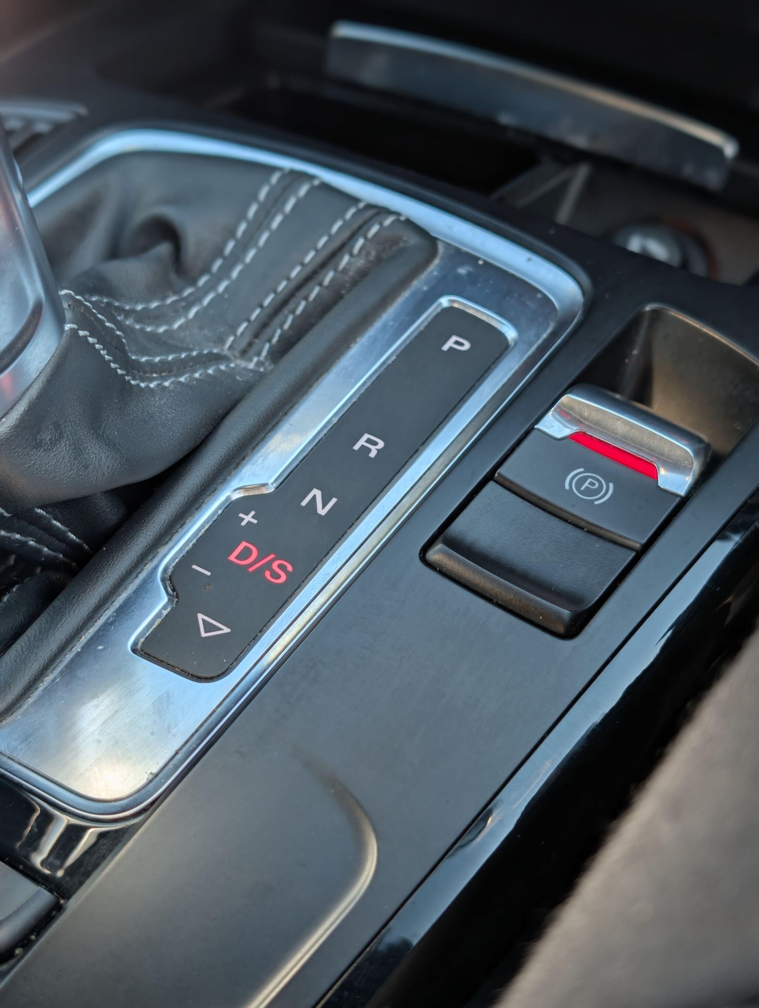 Used Audi A4 2014 for sale - 77799266: Photo 31