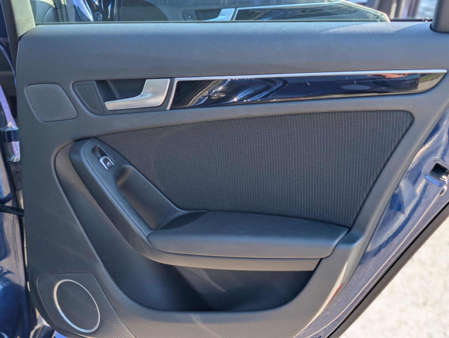 Used Audi A4 2014 for sale - 77799266: Photo 32