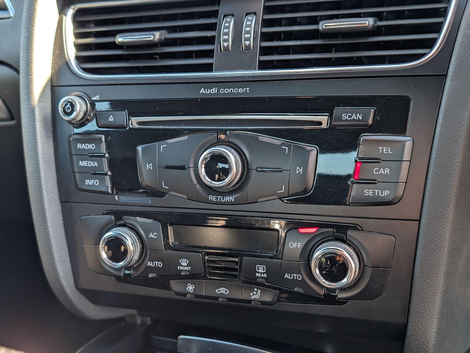 Used Audi A4 2014 for sale - 77799266: Photo 41