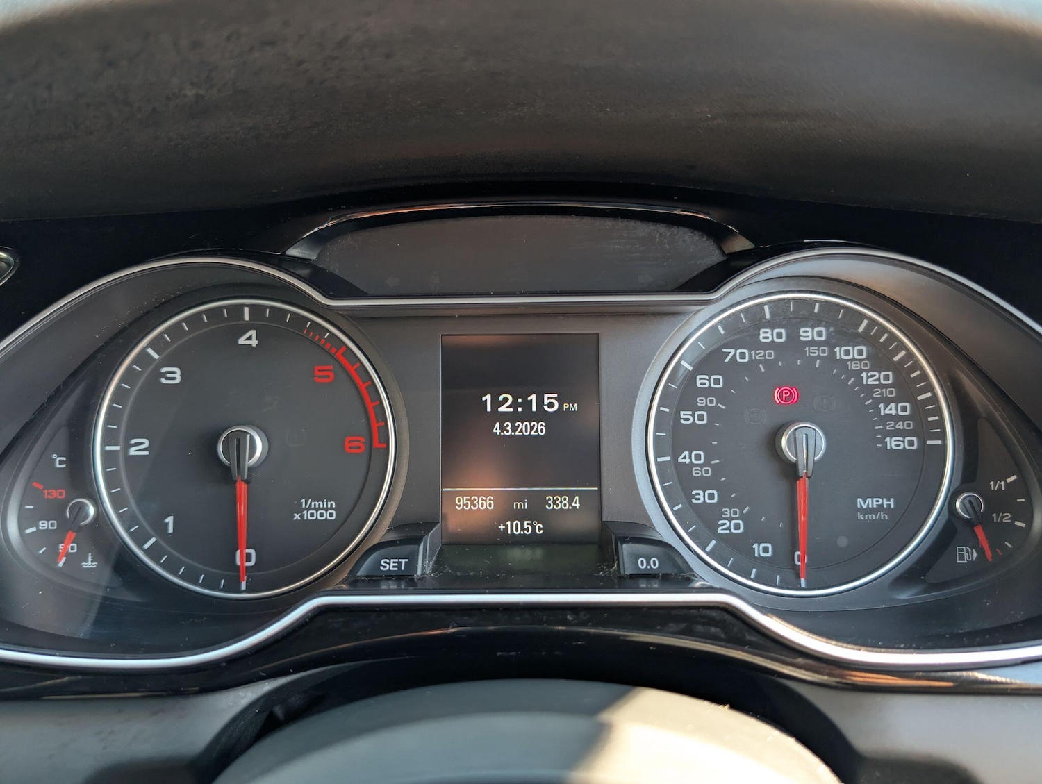 Used Audi A4 2014 for sale - 77799266: Photo 42