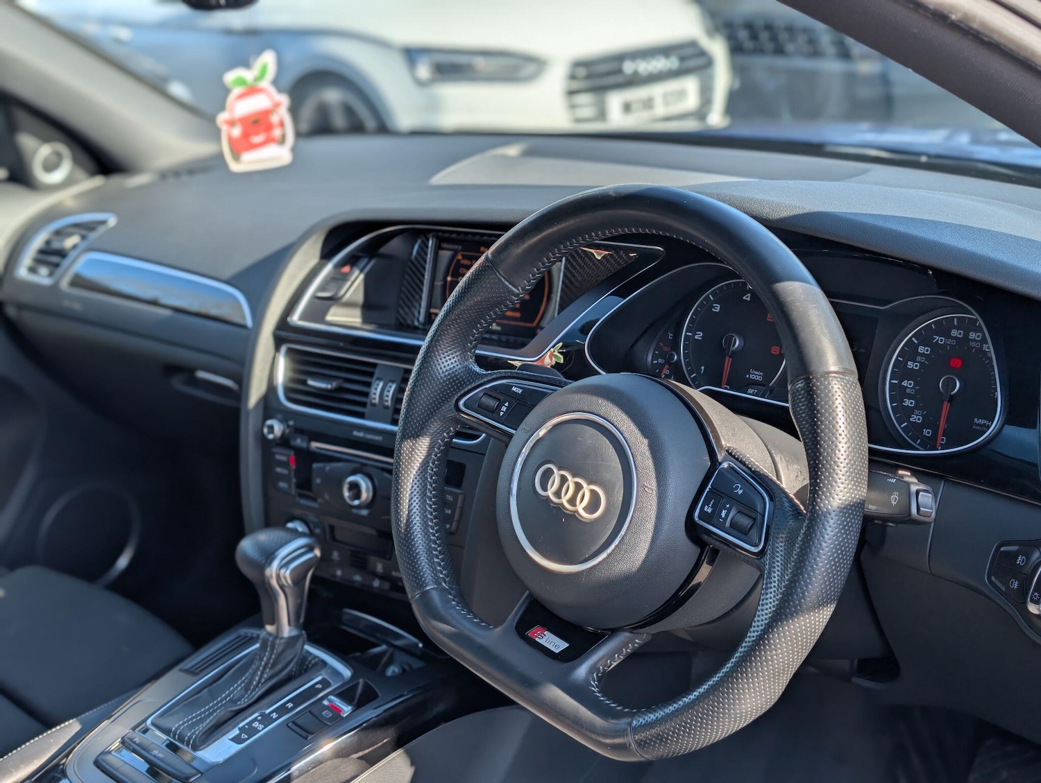 Used Audi A4 2014 for sale - 77799266: Photo 43