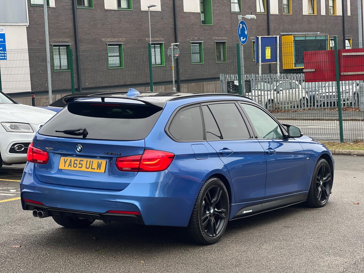 Used BMW 3 Series 2015 for sale - 76551107: Photo 11