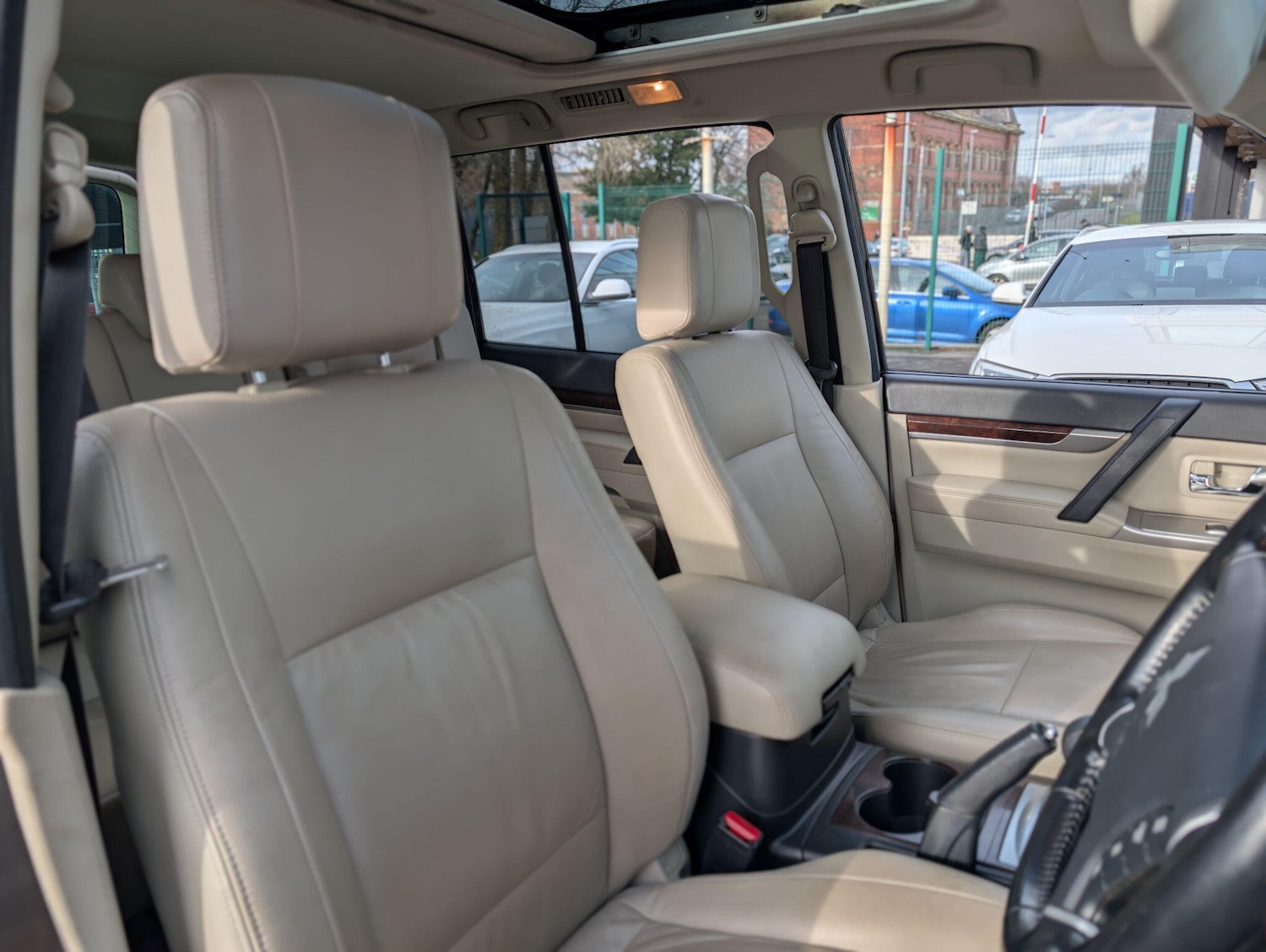 Used Mitsubishi Shogun 2015 for sale - 77559741: Photo 15