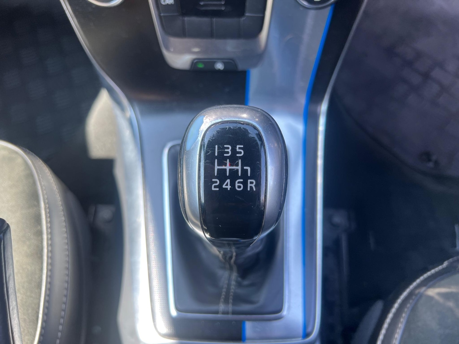 Used Volvo V40 2016 for sale - 76214456: Photo 24