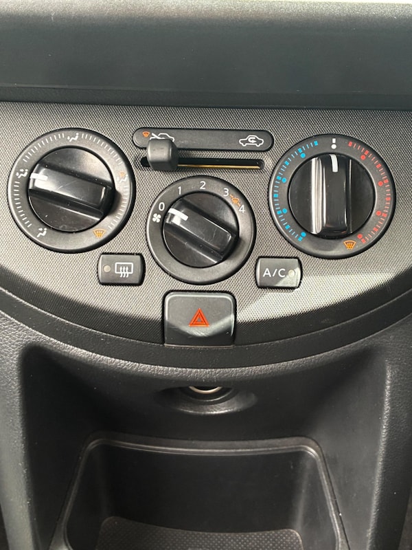 Used Nissan Note 2007 for sale - 76317773: Photo 36