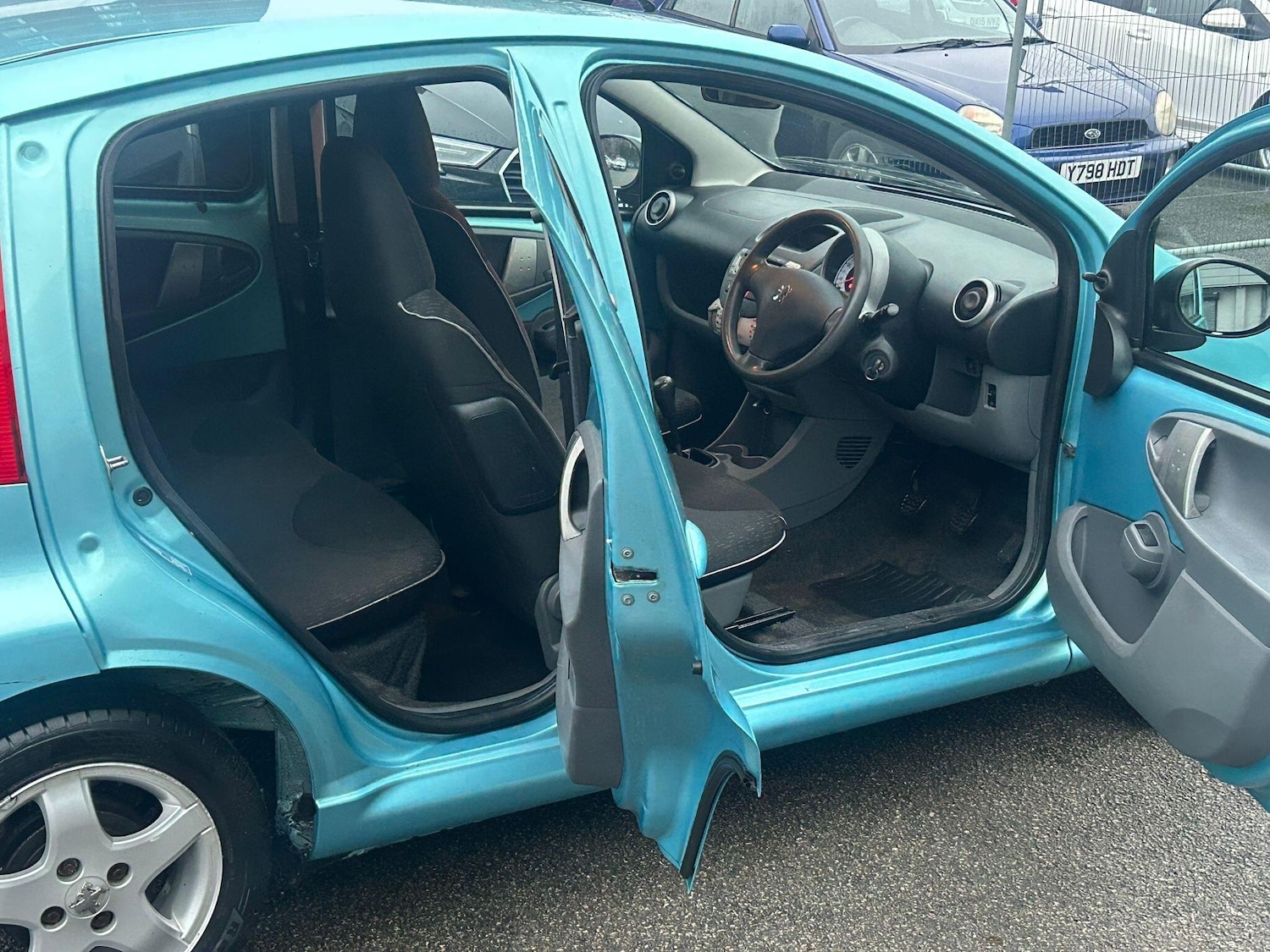 Used Peugeot 107 2011 for sale - 76801015: Photo 15