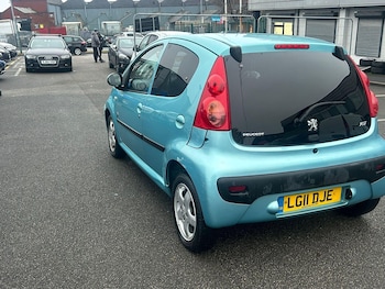 Used Peugeot 107 2011 for sale - 76801015: Photo