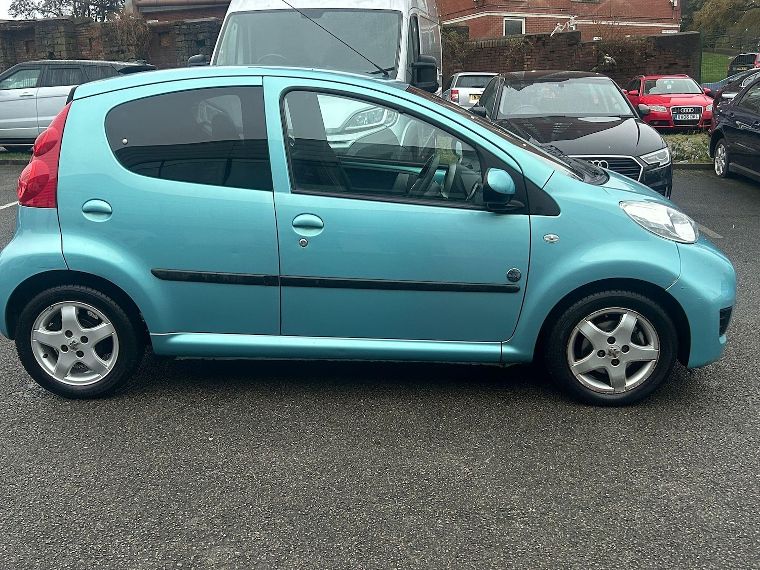 Used Peugeot 107 2011 for sale - 76801015: Photo 8