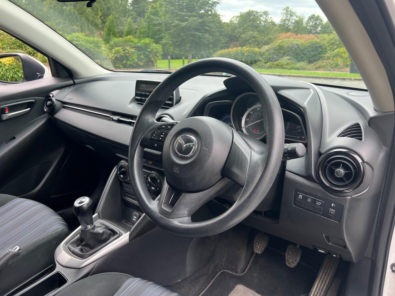 Used Mazda Mazda2 2017 for sale - 76215435: Photo 13