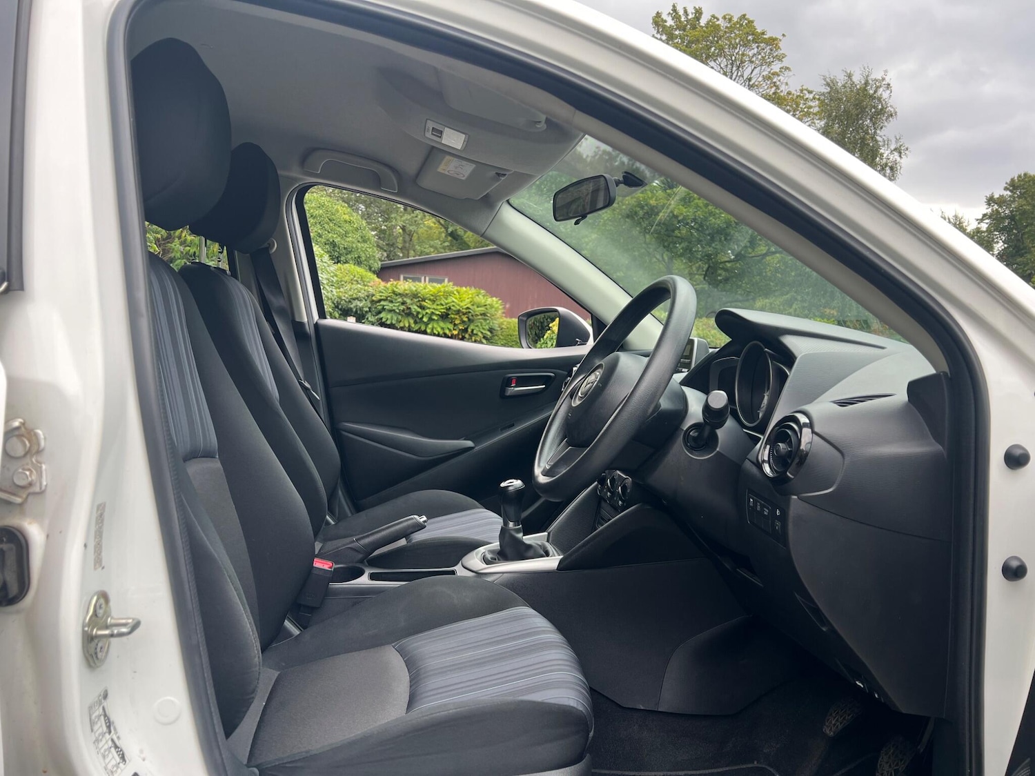 Used Mazda Mazda2 2017 for sale - 76215435: Photo 18