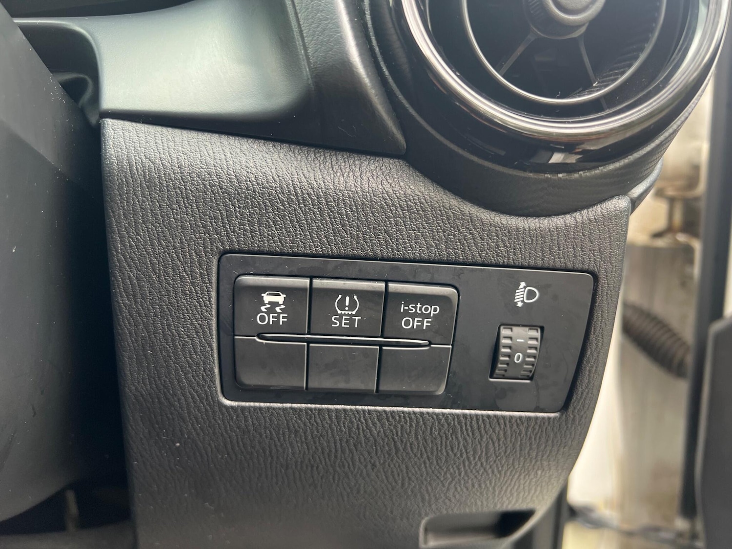 Used Mazda Mazda2 2017 for sale - 76215435: Photo 23