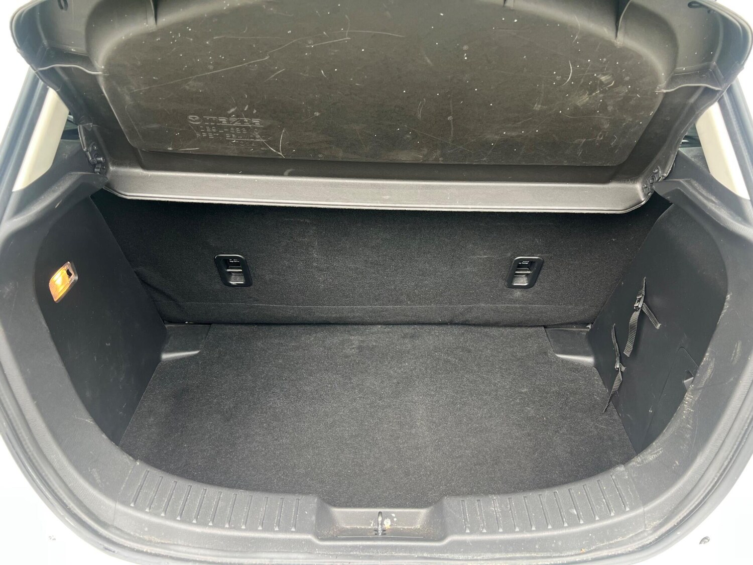 Used Mazda Mazda2 2017 for sale - 76215435: Photo 31