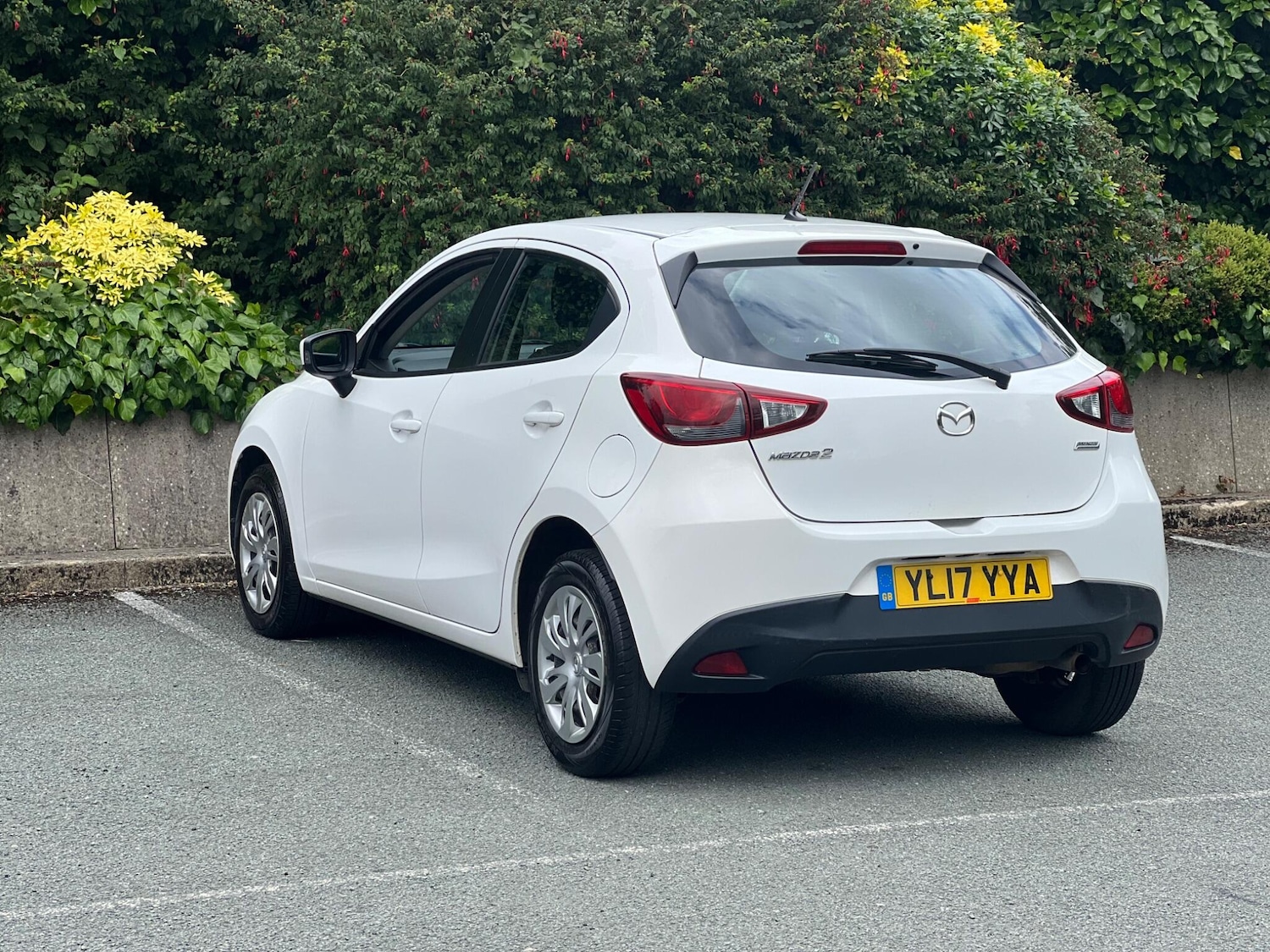 Used Mazda Mazda2 2017 for sale - 76215435: Photo 4