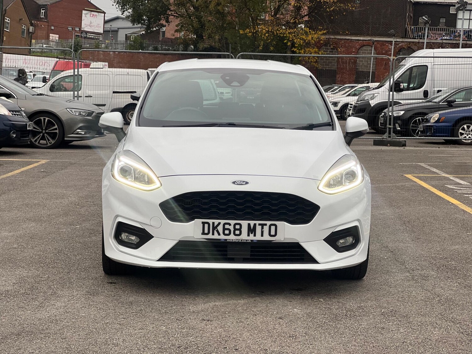Used Ford Fiesta 2018 for sale - 76336161: Photo 2
