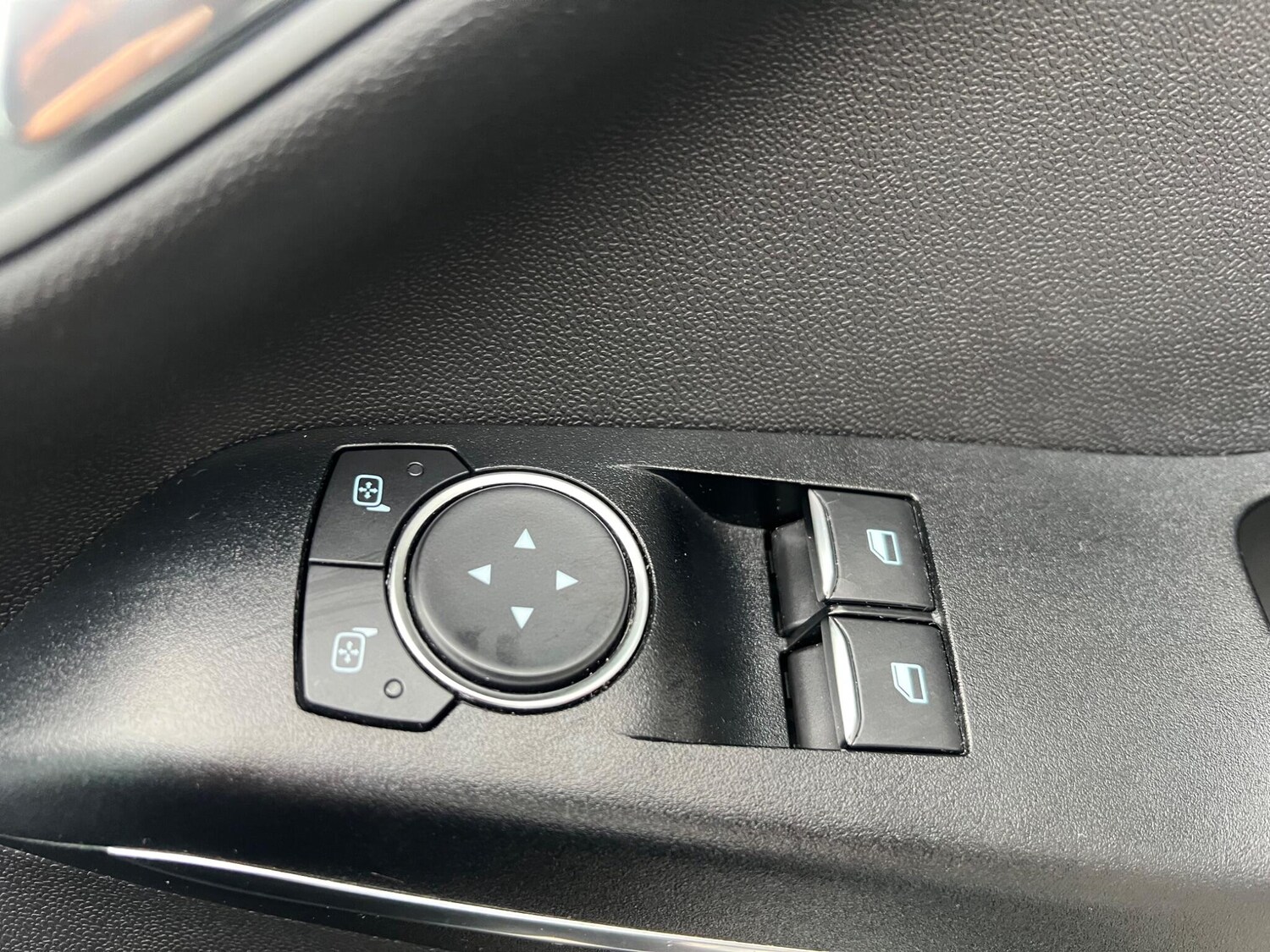 Used Ford Fiesta 2018 for sale - 76336161: Photo 28