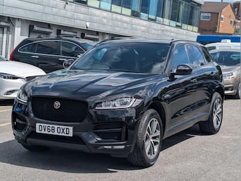 Used Jaguar F-Pace 2018 for sale - 79750776: Photo