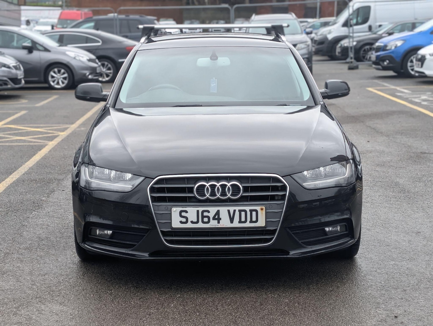 Used Audi A4 2014 for sale - 77081504: Photo 2