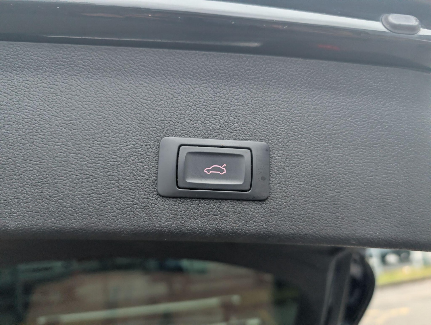 Used Audi A4 2014 for sale - 77081504: Photo 24