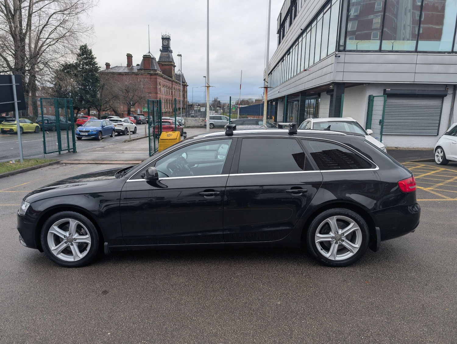 Used Audi A4 2014 for sale - 77081504: Photo 5