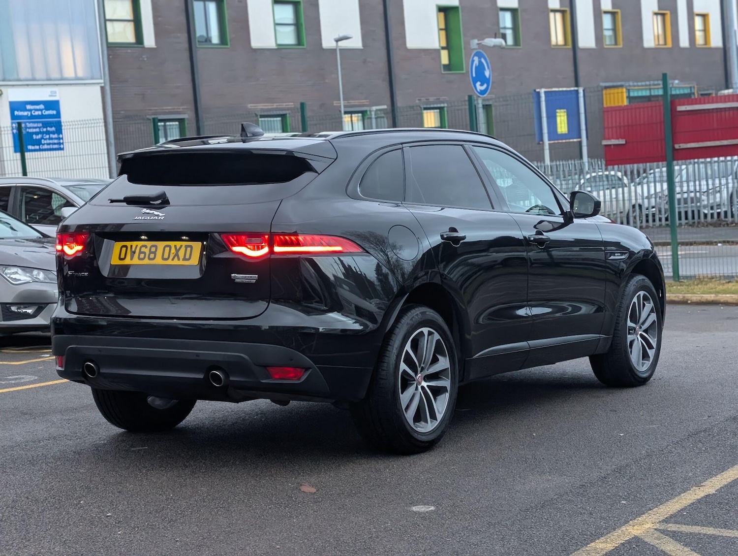 Used Jaguar F-Pace 2018 for sale - 76886160: Photo 12