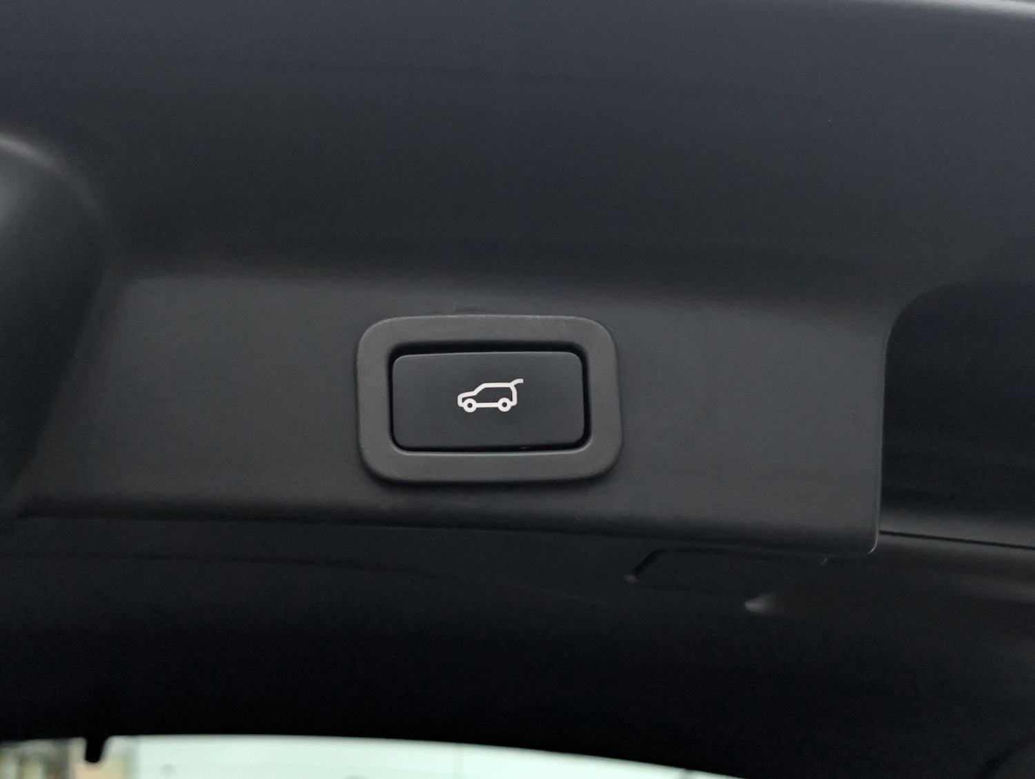 Used Jaguar F-Pace 2018 for sale - 76886160: Photo 33