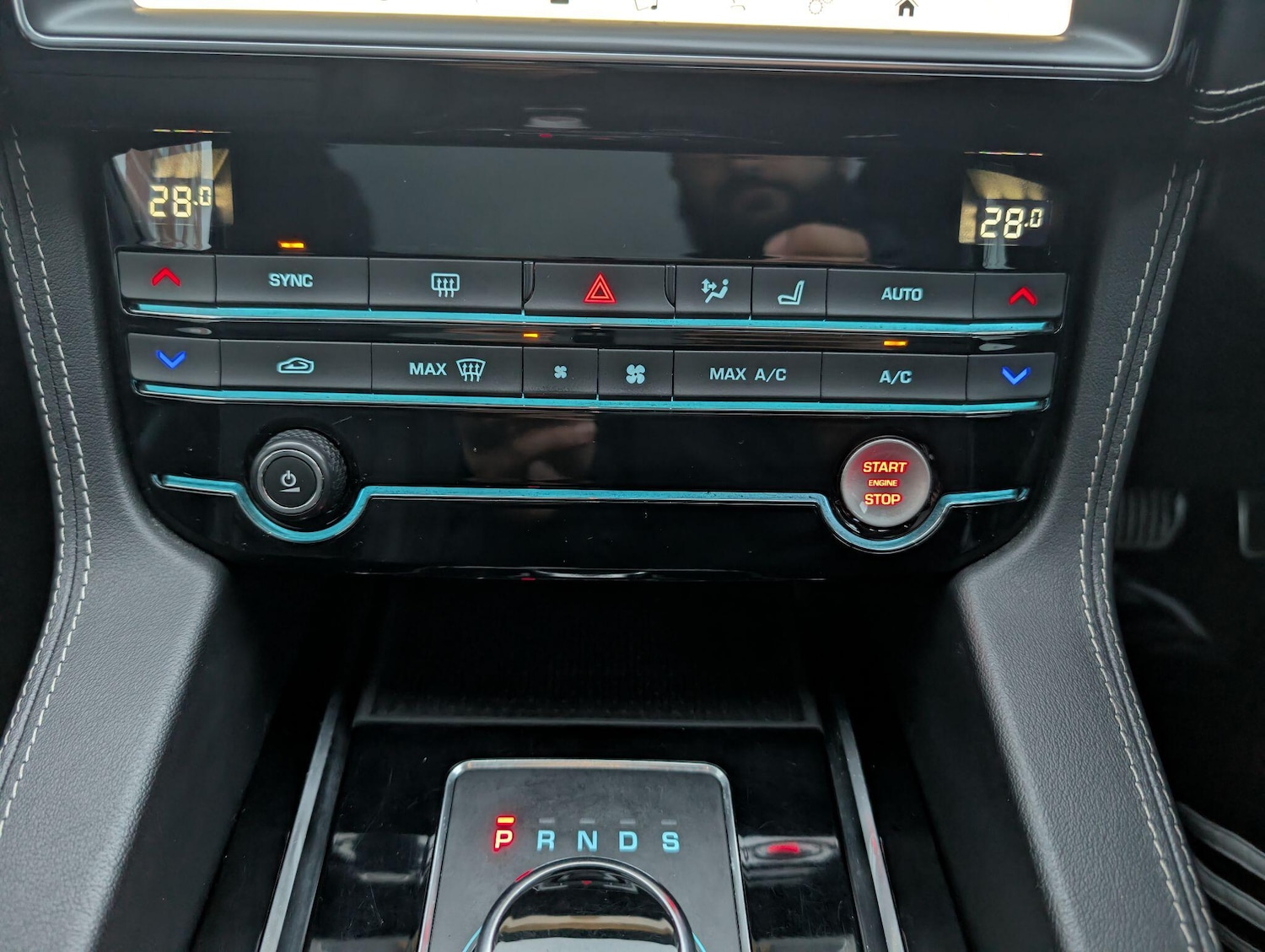 Used Jaguar F-Pace 2018 for sale - 76886160: Photo 44