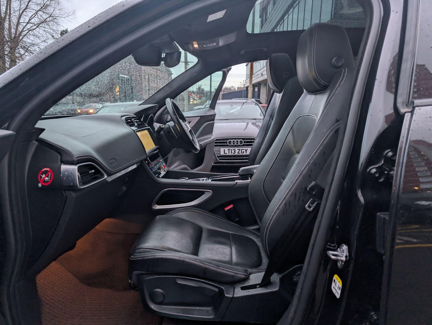 Used Jaguar F-Pace 2018 for sale - 76886160: Photo 56