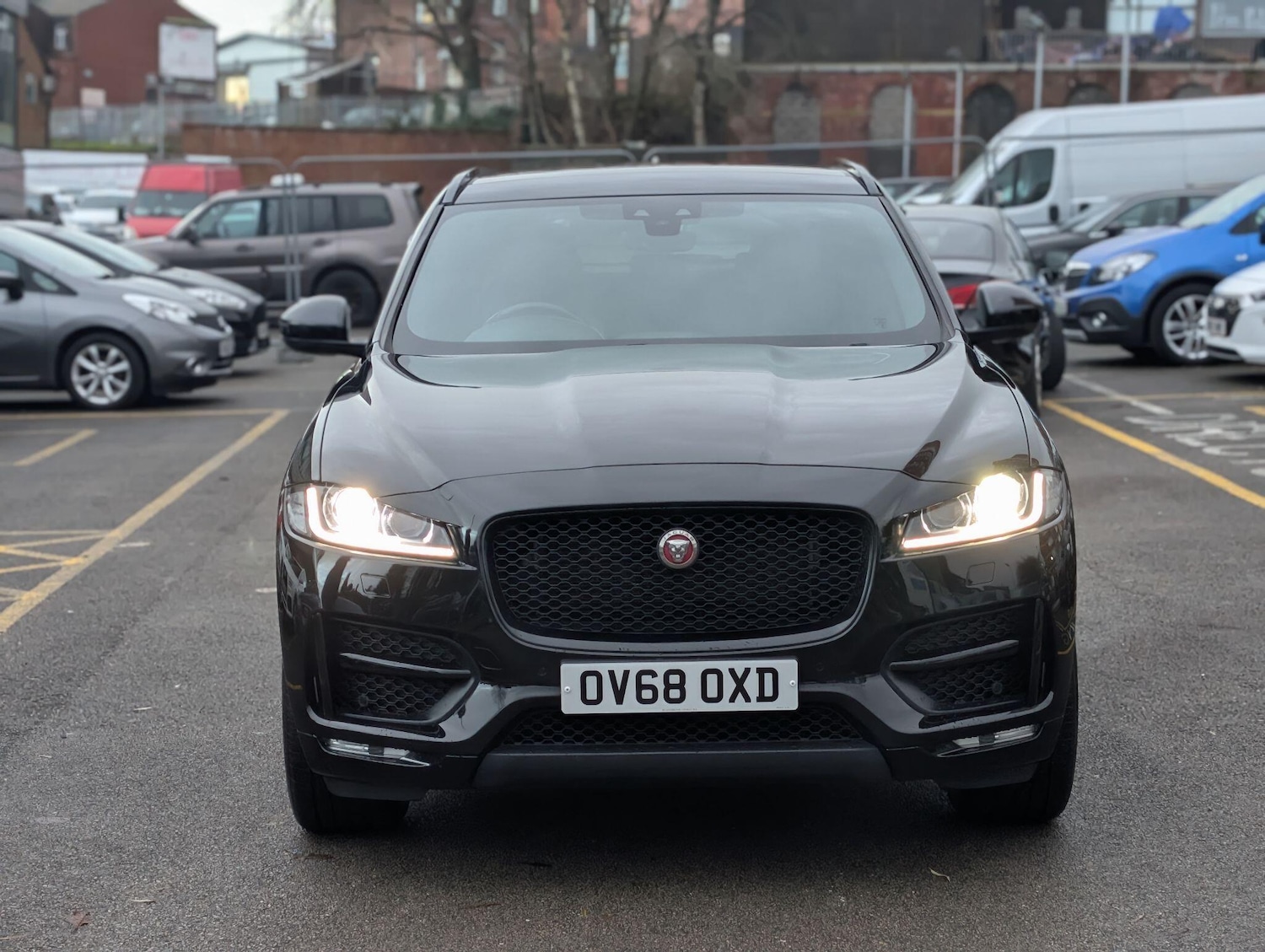 Used Jaguar F-Pace 2018 for sale - 76886160: Photo 7