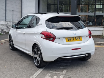 Used Peugeot 208 2017 for sale - 79412196: Photo