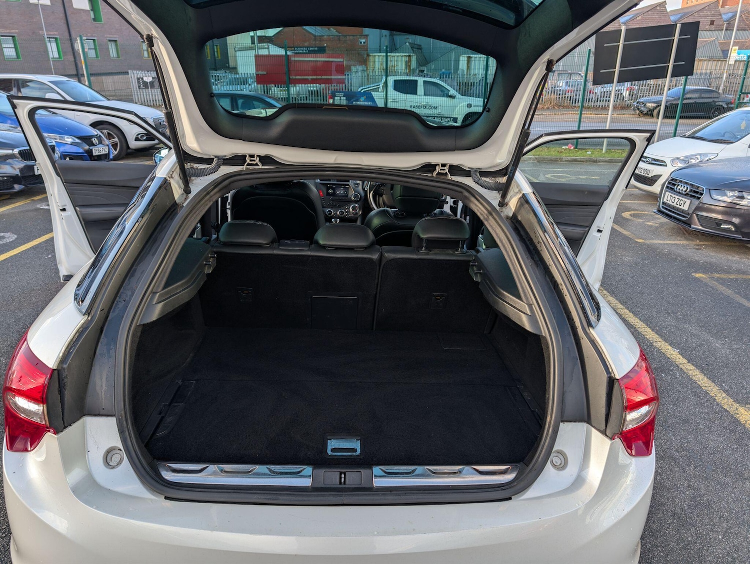 Used Citroen DS5 2014 for sale - 77396695: Photo 40