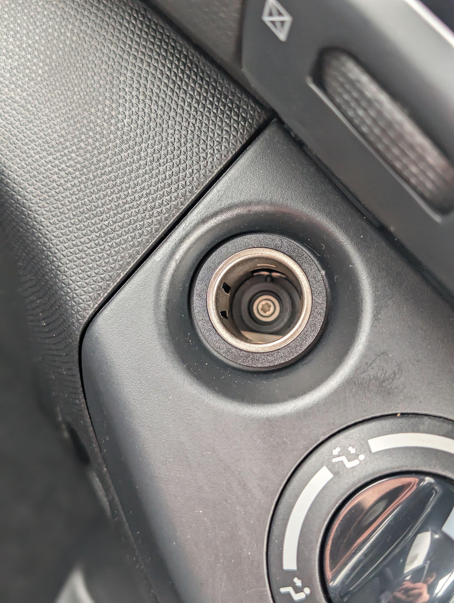 Used Nissan Micra 2010 for sale - 77625895: Photo 31