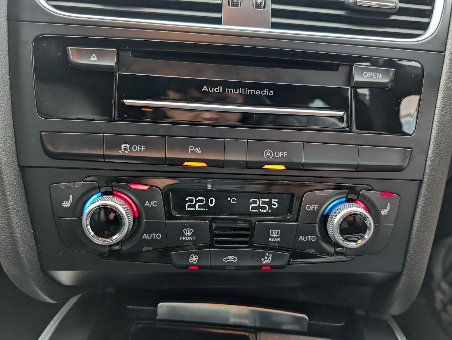 Used Audi A4 2015 for sale - 77396664: Photo 30