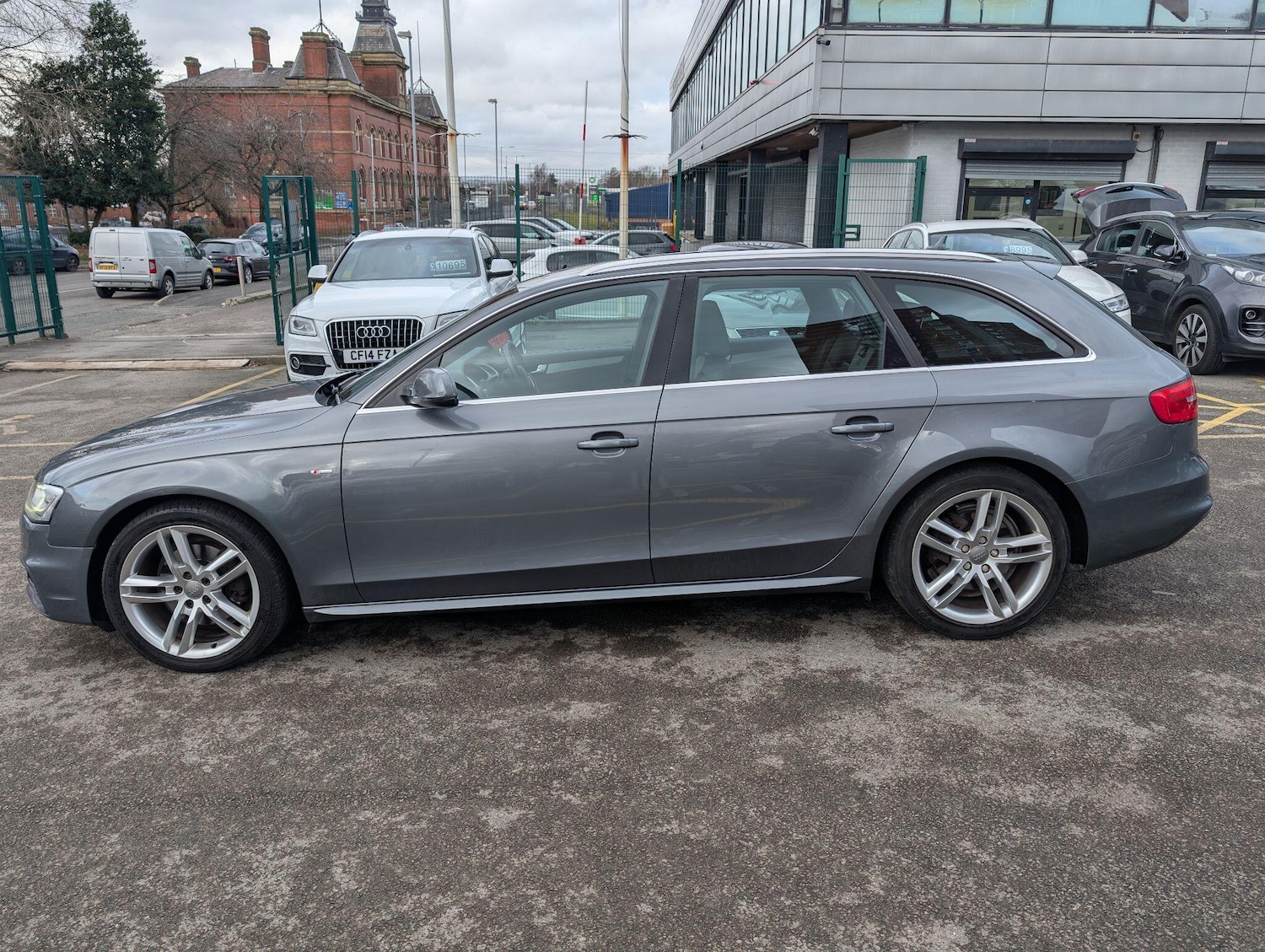 Used Audi A4 2015 for sale - 77396664: Photo 5