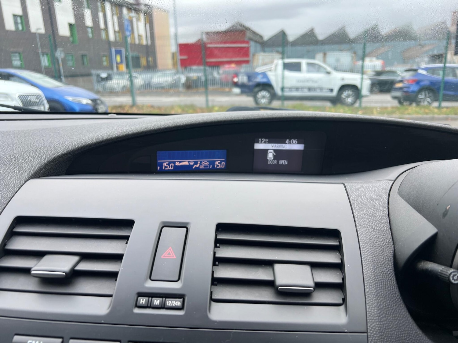 Used Mazda Mazda3 2013 for sale - 76441128: Photo 14