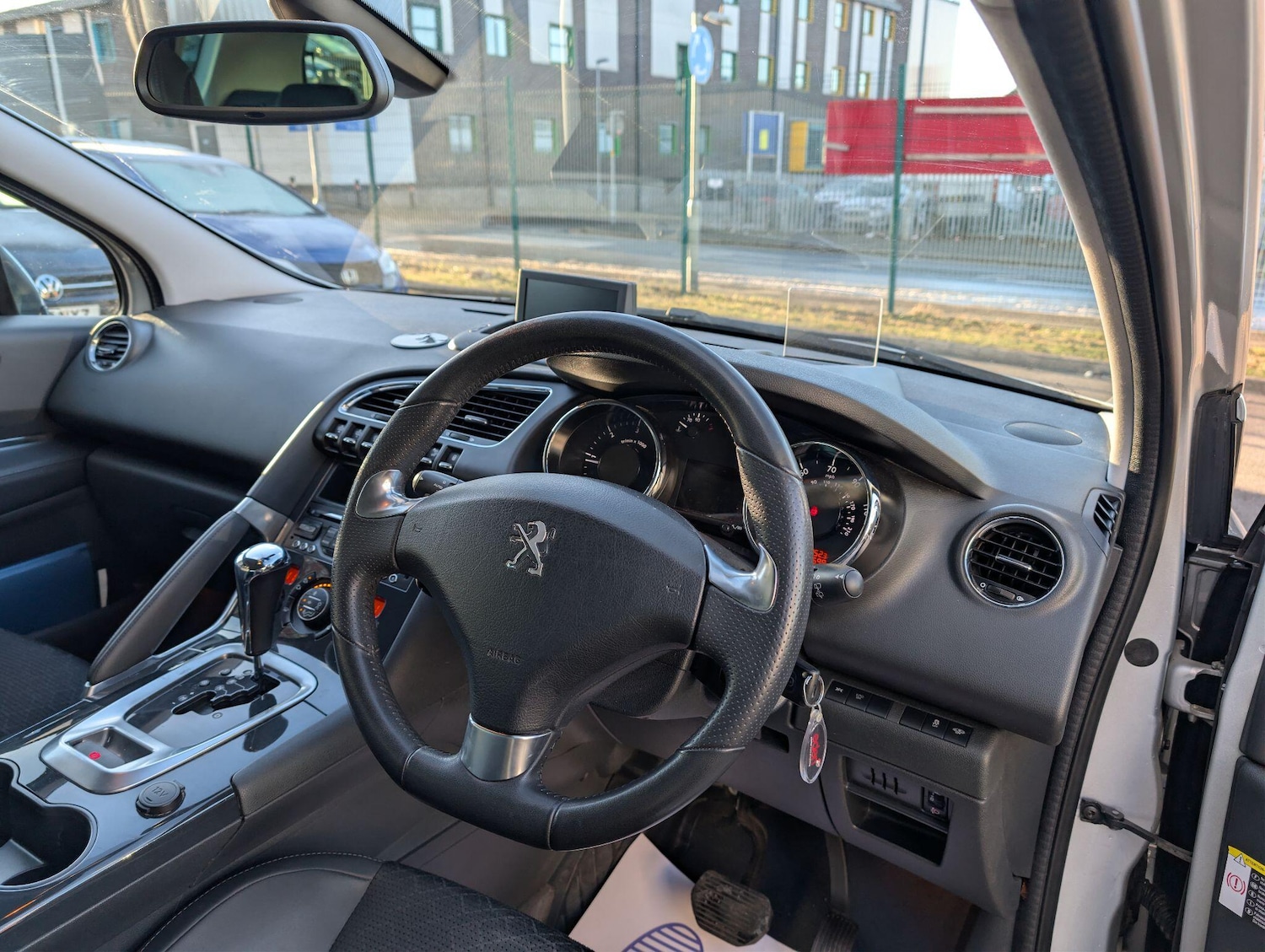 Used Peugeot 3008 2016 for sale - 77166841: Photo 12