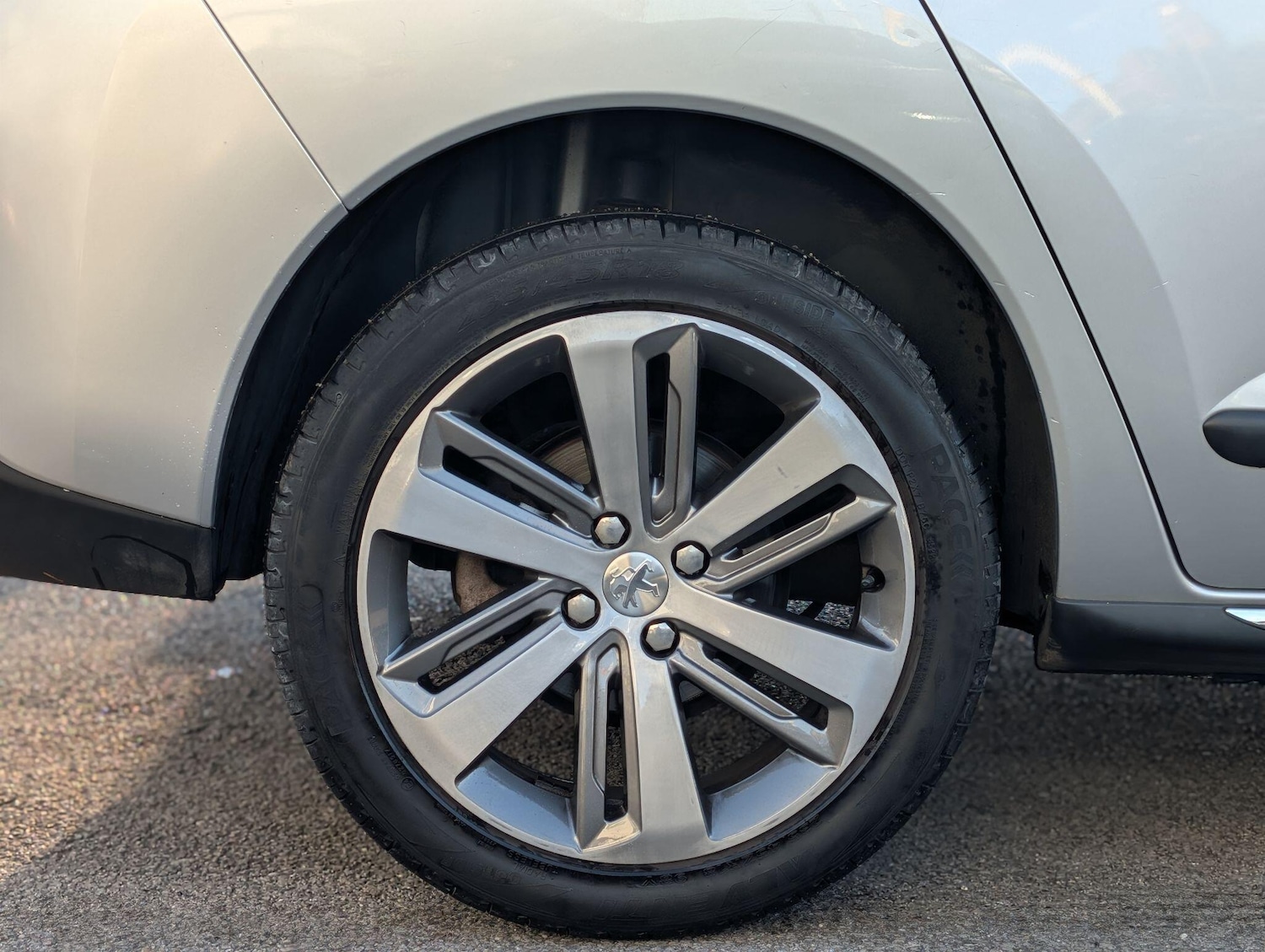 Used Peugeot 3008 2016 for sale - 77166841: Photo 32