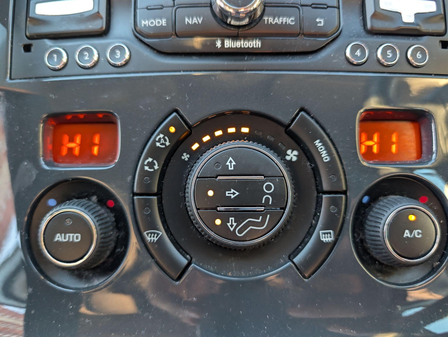 Used Peugeot 3008 2016 for sale - 77166841: Photo 42