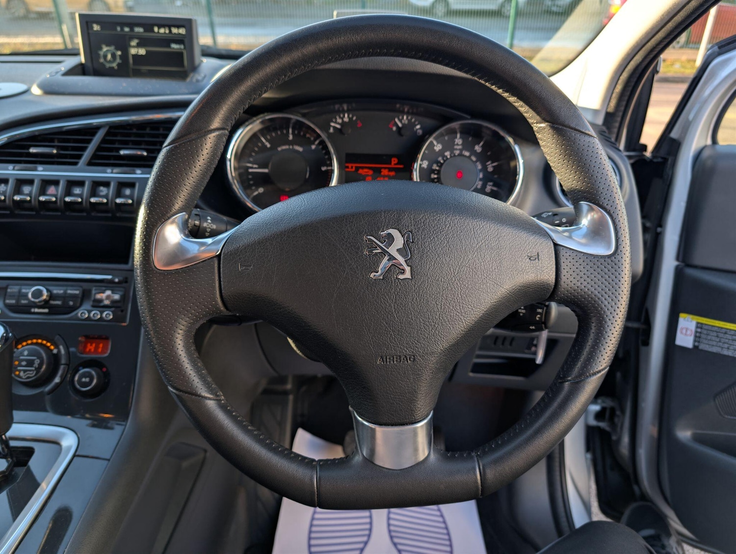 Used Peugeot 3008 2016 for sale - 77166841: Photo 9